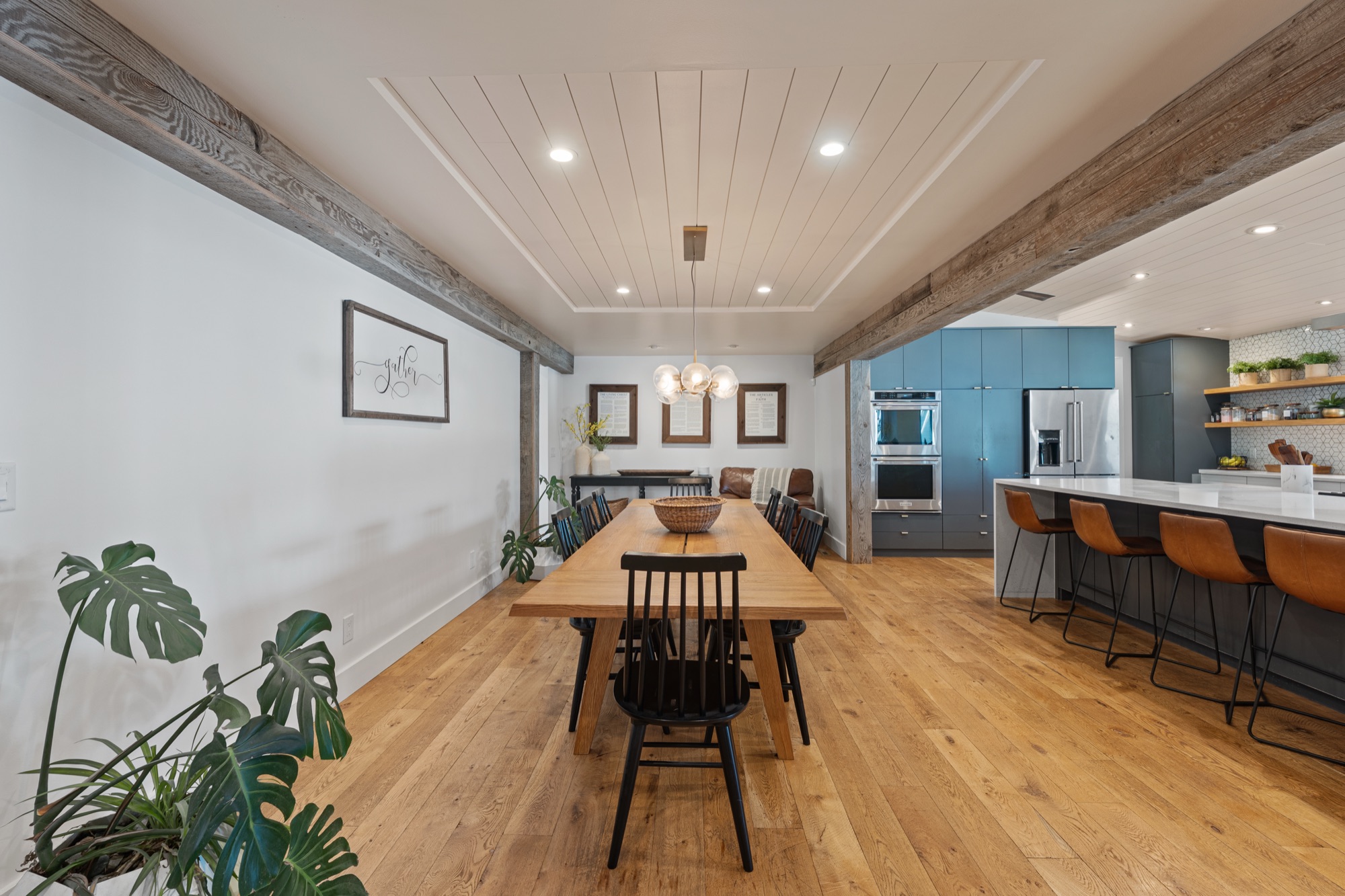 Kitchen and dining area